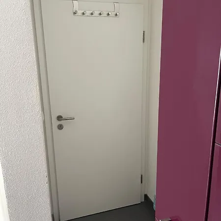 Apartment In Ruhiger Lage In Seenaehe *